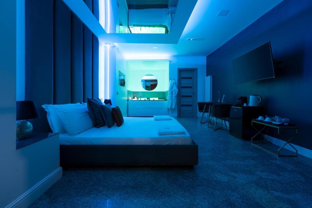 Hotel Ibisco Suites & Relax Поцуоли Екстериор снимка