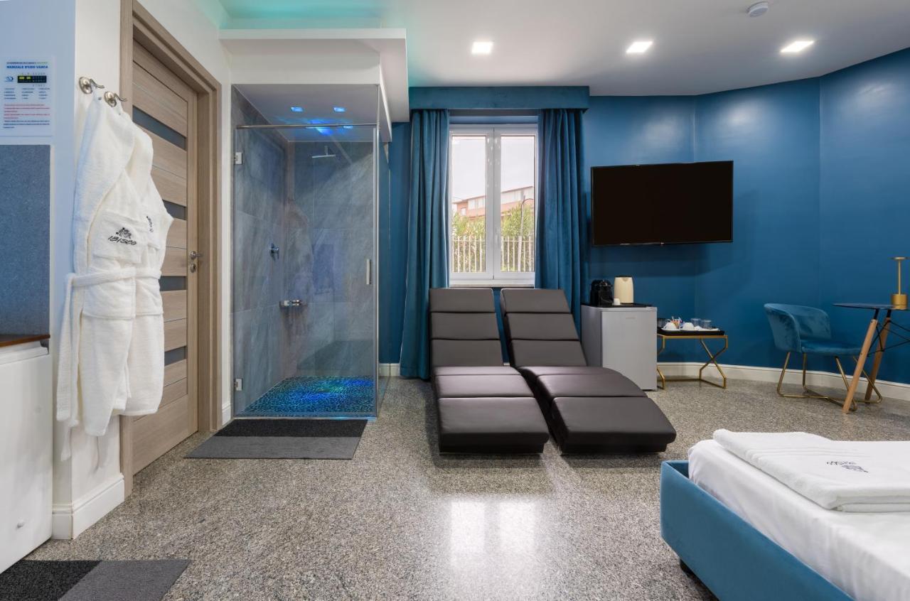 Hotel Ibisco Suites & Relax Поцуоли Екстериор снимка