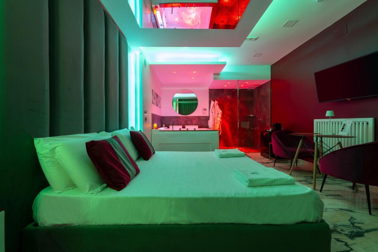 Hotel Ibisco Suites & Relax Поцуоли Екстериор снимка