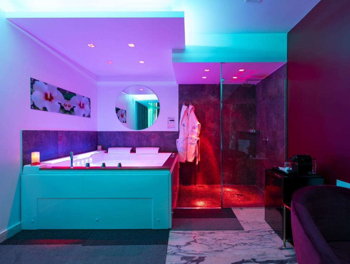 Hotel Ibisco Suites & Relax Поцуоли Екстериор снимка