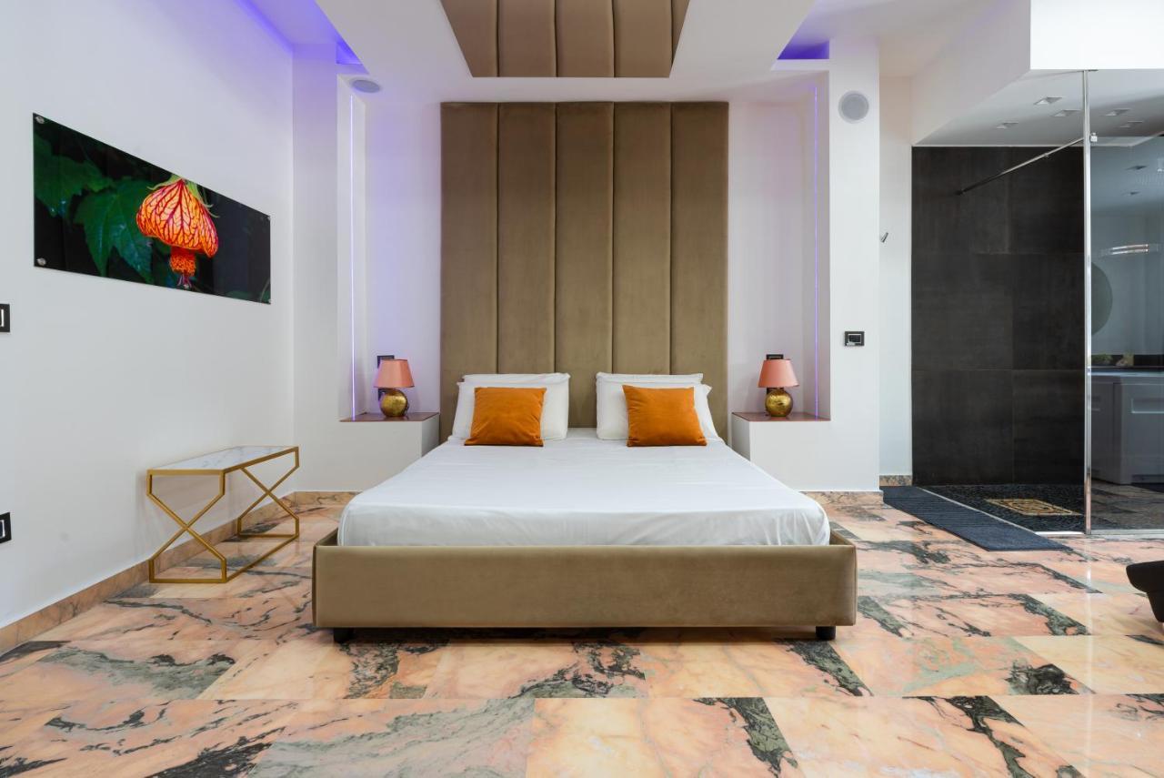 Hotel Ibisco Suites & Relax Поцуоли Екстериор снимка