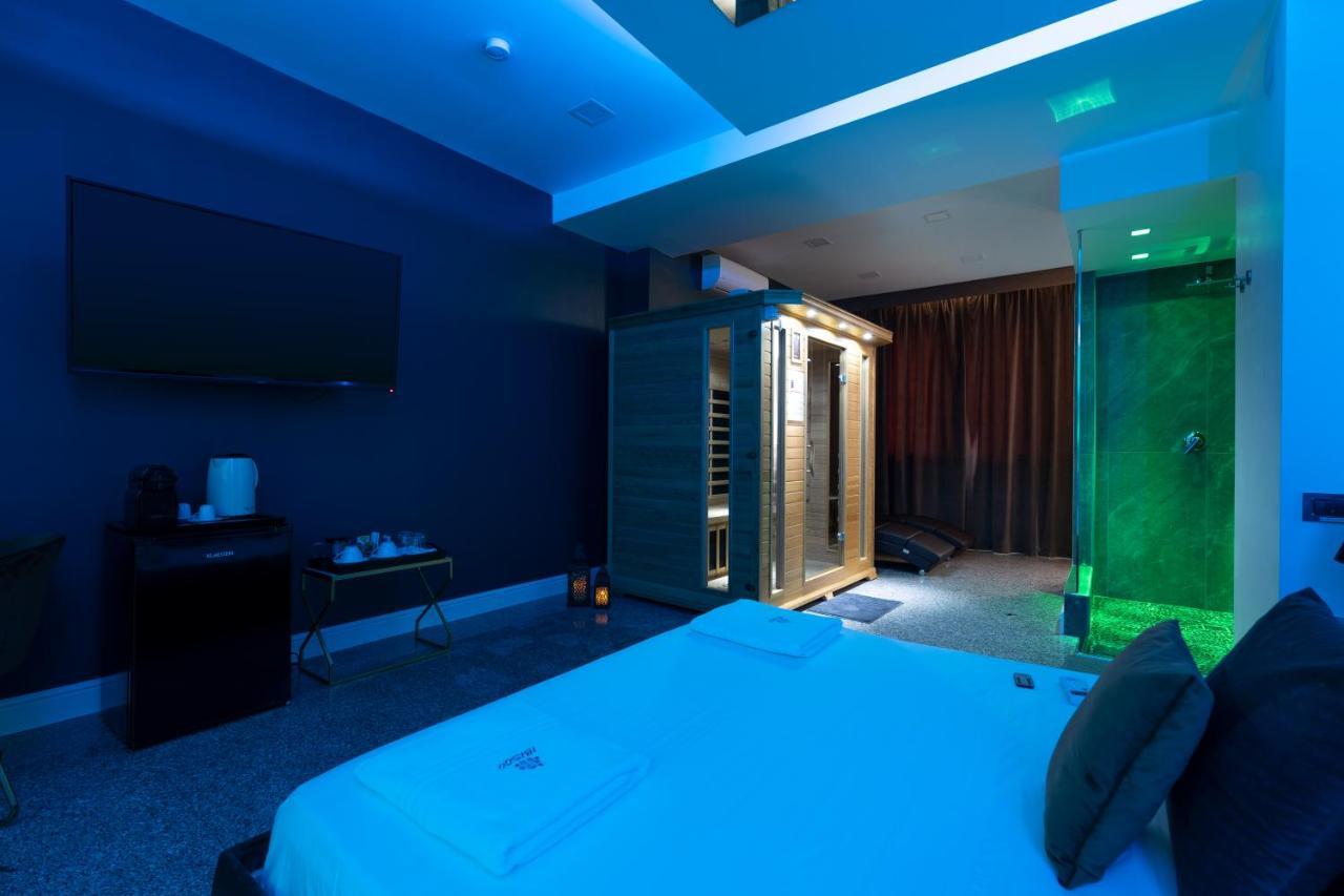 Hotel Ibisco Suites & Relax Поцуоли Екстериор снимка